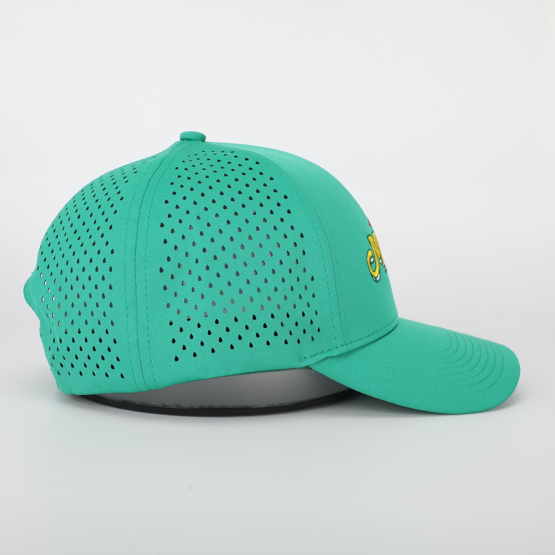 The Minny Northstar | Perforated 6-Panel Snapback Hat - Minny Golf Co 